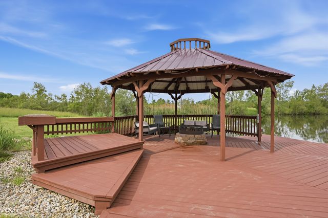 938 N County Road 275 E, New Castle, IN 47362