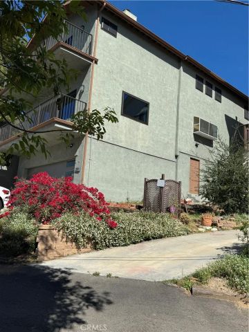 21415 Arapahoe, Chatsworth, CA 91311