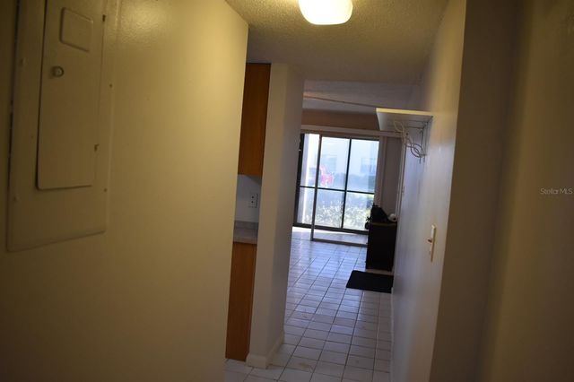 7701 STARKEY ROAD 313, Seminole, FL 33777