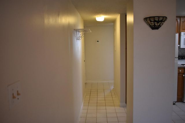 7701 STARKEY ROAD 313, Seminole, FL 33777