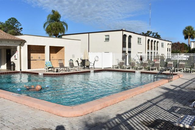 7701 STARKEY ROAD 313, Seminole, FL 33777