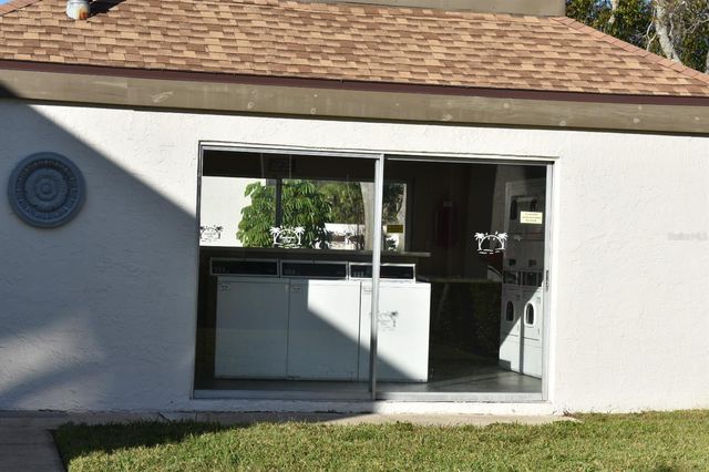 7701 STARKEY ROAD 313, Seminole, FL 33777