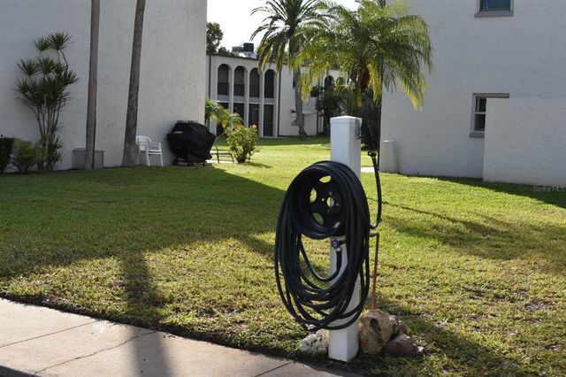 7701 STARKEY ROAD 313, Seminole, FL 33777