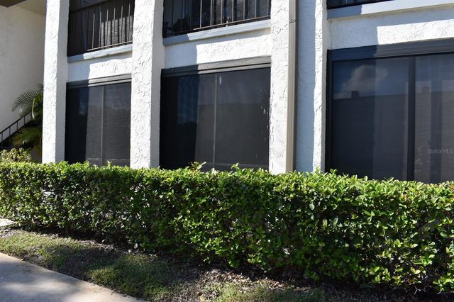 7701 STARKEY ROAD 313, Seminole, FL 33777