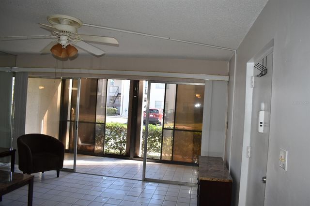 7701 STARKEY ROAD 313, Seminole, FL 33777