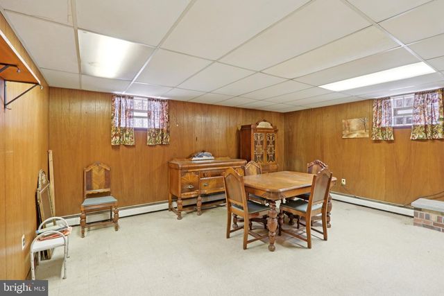 9608 DUNGAN RD, Philadelphia, PA 19115