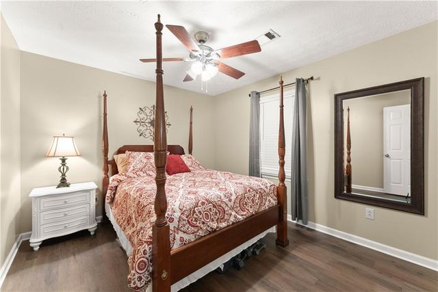 2080 Furlong Run, Lawrenceville, GA 30043