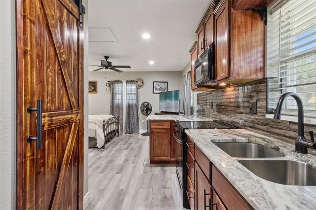 37911 FELKINS ROAD, Leesburg, FL 34788