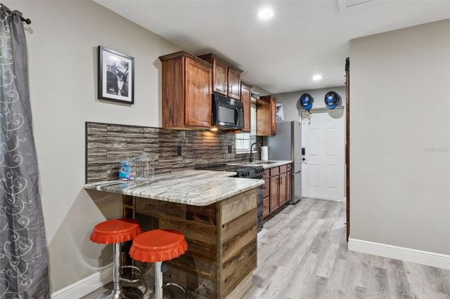 37911 FELKINS ROAD, Leesburg, FL 34788
