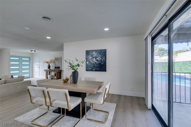 1698 Silver Mesa Way, Las Vegas, NV 89169