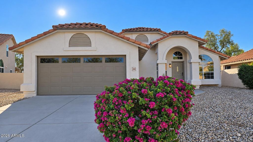 9958 S MARGO Drive, Tempe, AZ 85284