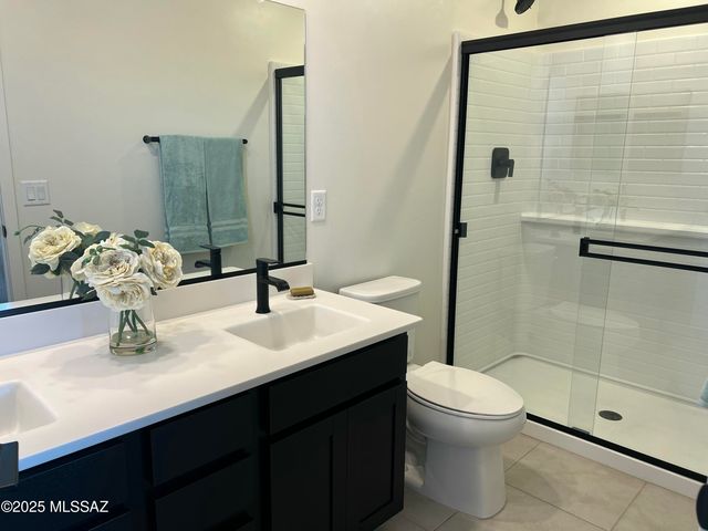 6575 W Camino Pizarro, Tucson, AZ 85757