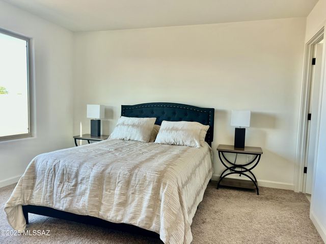 6575 W Camino Pizarro, Tucson, AZ 85757