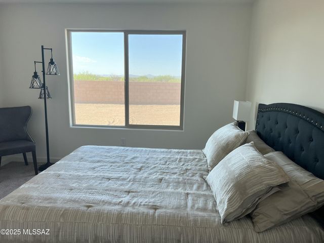 6575 W Camino Pizarro, Tucson, AZ 85757