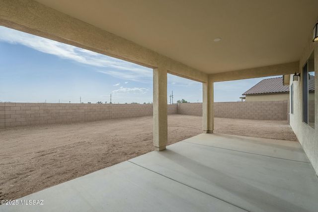 6575 W Camino Pizarro, Tucson, AZ 85757