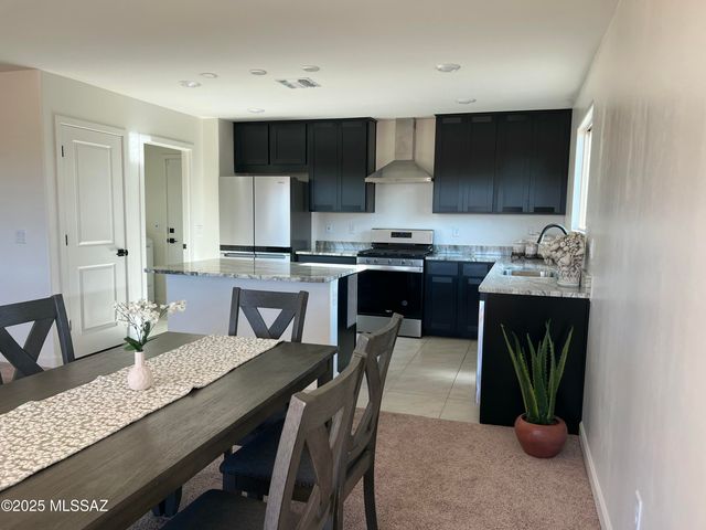 6575 W Camino Pizarro, Tucson, AZ 85757