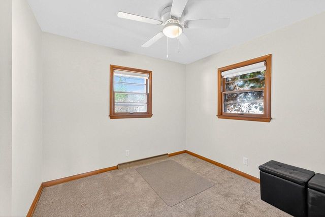 5402 39th AVENUE, Kenosha, WI 53144