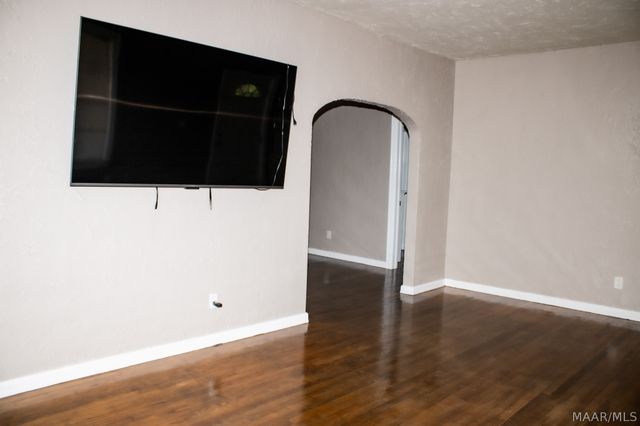 1518 Winona Avenue, Montgomery, AL 36107