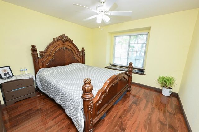 1135 Raffer Johnson Drive, Kingsburg, CA 93631