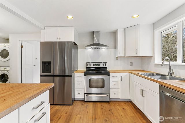 4540 E Pickering Road, Shelton, WA 98584