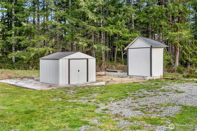 4540 E Pickering Road, Shelton, WA 98584