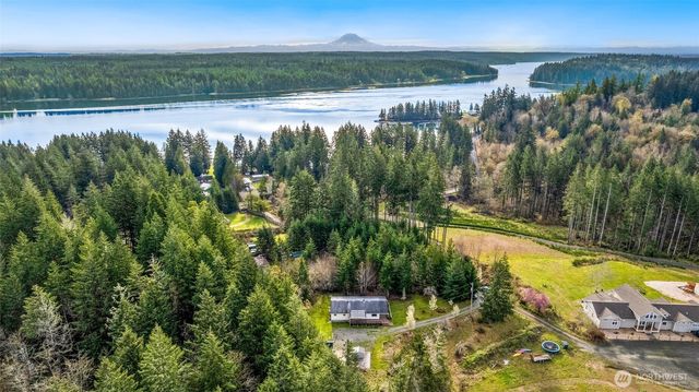 4540 E Pickering Road, Shelton, WA 98584