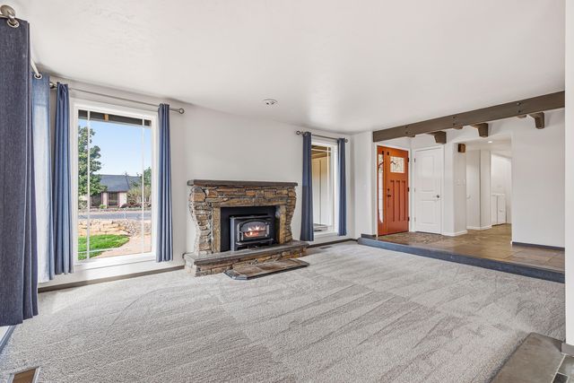 2864 Hawaiian Avenue, Medford, OR 97504