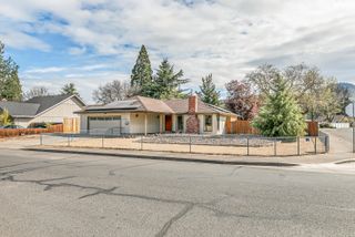 2864 Hawaiian Avenue, Medford, OR 97504
