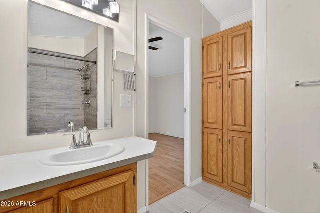 110 S ELLSWORTH Road, Mesa, AZ 85208