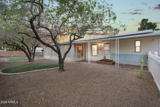 110 S ELLSWORTH Road, Mesa, AZ 85208
