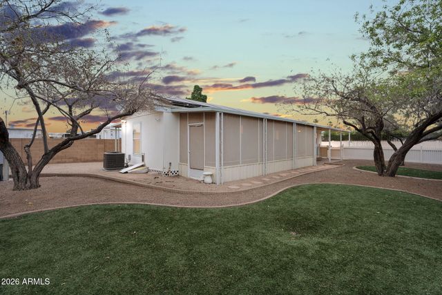 110 S ELLSWORTH Road, Mesa, AZ 85208