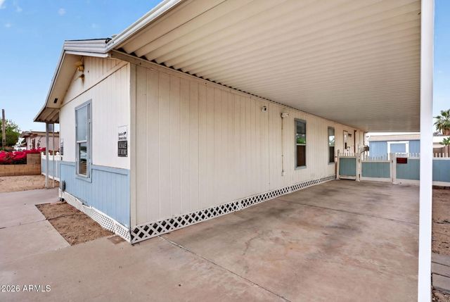 110 S ELLSWORTH Road, Mesa, AZ 85208