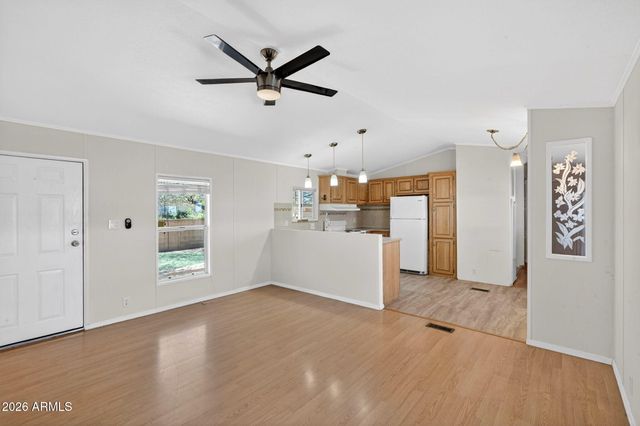 110 S ELLSWORTH Road, Mesa, AZ 85208