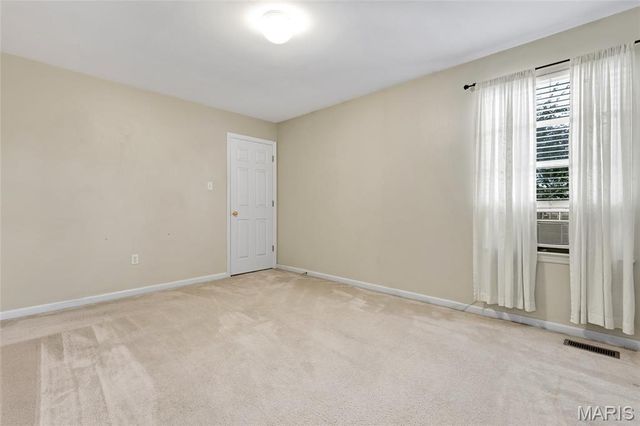 525 Willow Valley Drive, O'fallon, MO 63366