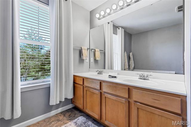 525 Willow Valley Drive, O'fallon, MO 63366