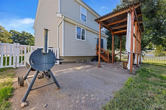 525 Willow Valley Drive, O'fallon, MO 63366