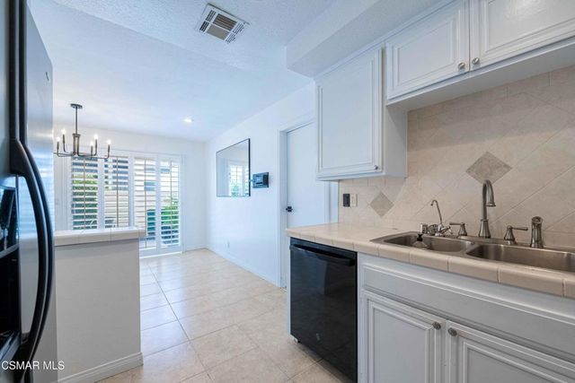 3623 Summershore Lane, Westlake Village, CA 91361