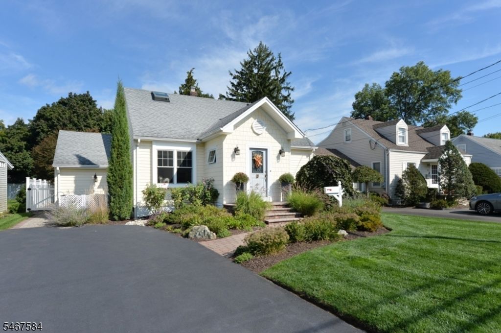 36 Manor Ave, Pequannock Twp., NJ 07444 — exterior