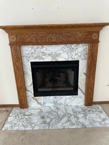 12 Queens Court, Westchester, IL 60154