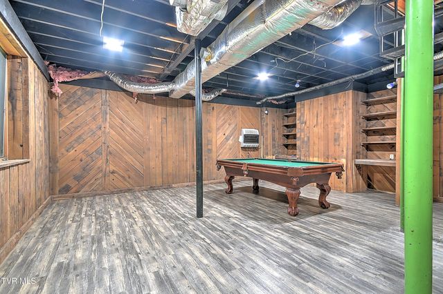 121 Lone Oak Drive, Kingsport, TN 37663