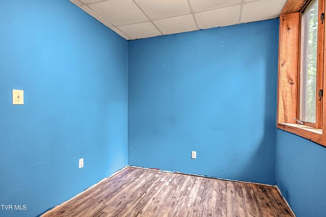 121 Lone Oak Drive, Kingsport, TN 37663