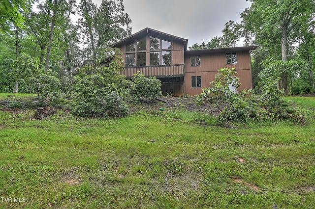 121 Lone Oak Drive, Kingsport, TN 37663