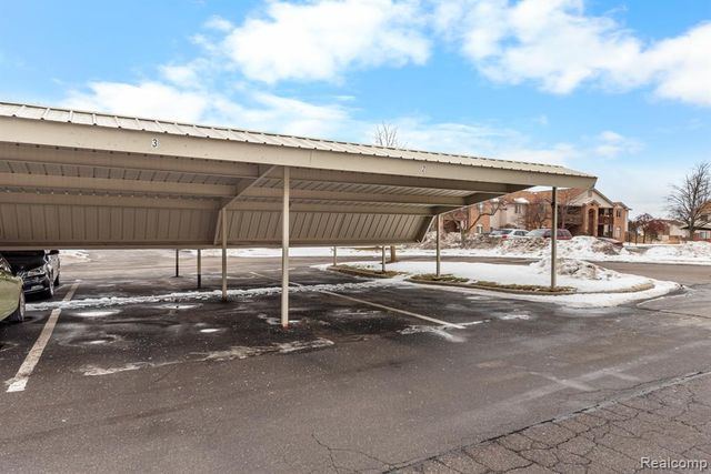 9624 Sawgrass Court, Belleville, MI 48111