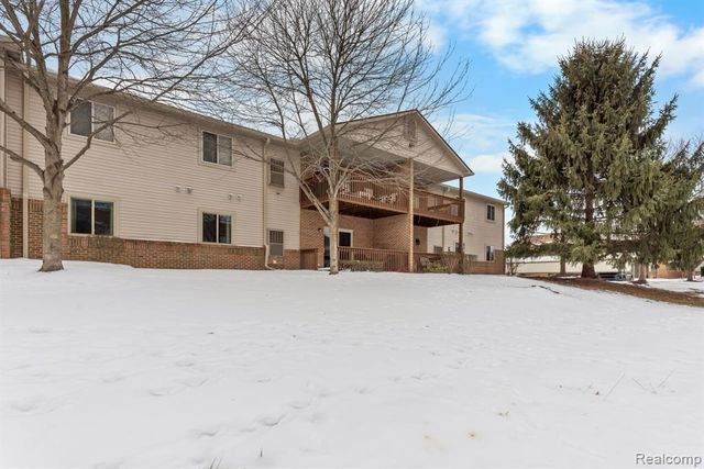 9624 Sawgrass Court, Belleville, MI 48111