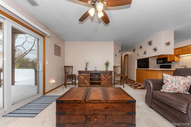 9624 Sawgrass Court, Belleville, MI 48111