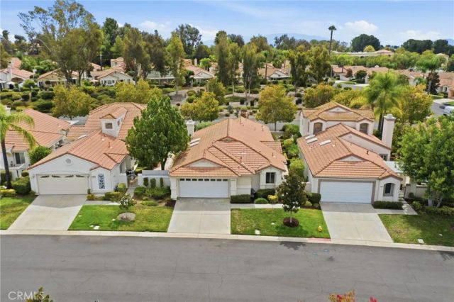 40492 Via Amapola, Murrieta, CA 92562