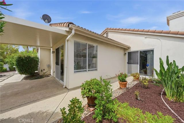 40492 Via Amapola, Murrieta, CA 92562