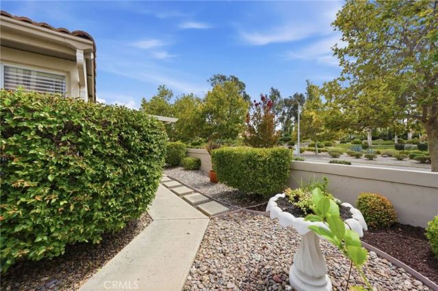 40492 Via Amapola, Murrieta, CA 92562