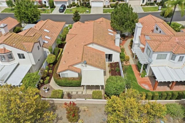 40492 Via Amapola, Murrieta, CA 92562