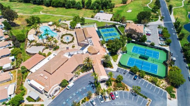 40492 Via Amapola, Murrieta, CA 92562